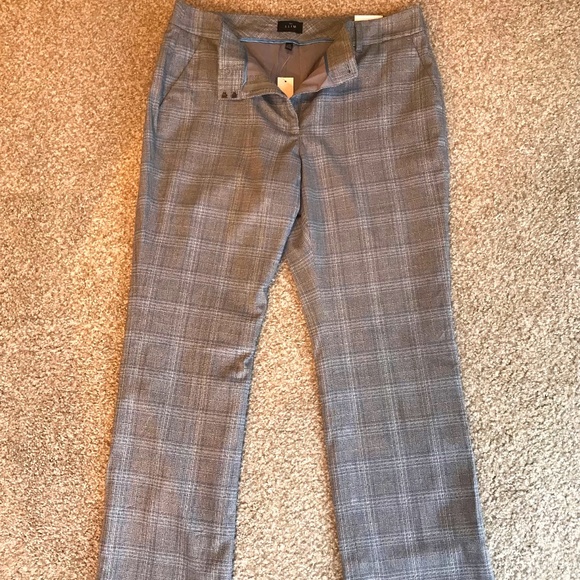 WHBM Grey Dressy Pants - Picture 1 of 8